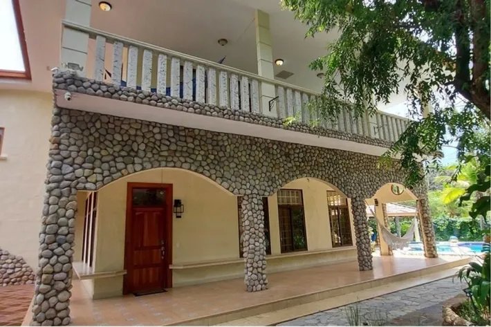 Se Vende Casa en Punta Barco, San Carlos