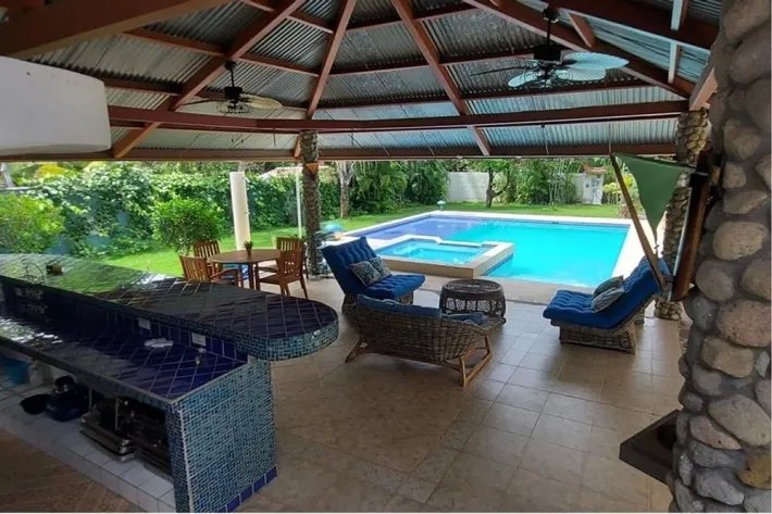 Se Vende Casa en Punta Barco, San Carlos