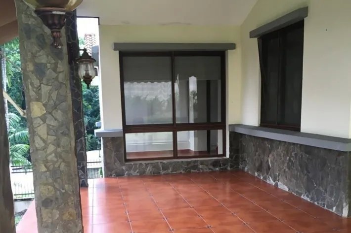 Venta de casa vacía en Residencial Camino de Cruces, Clayton, Panamá