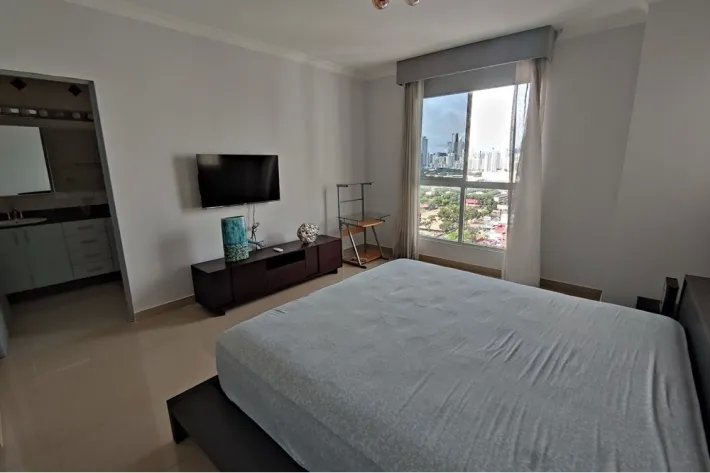 Se vende apartamento amoblado en San Francisco, Panamá