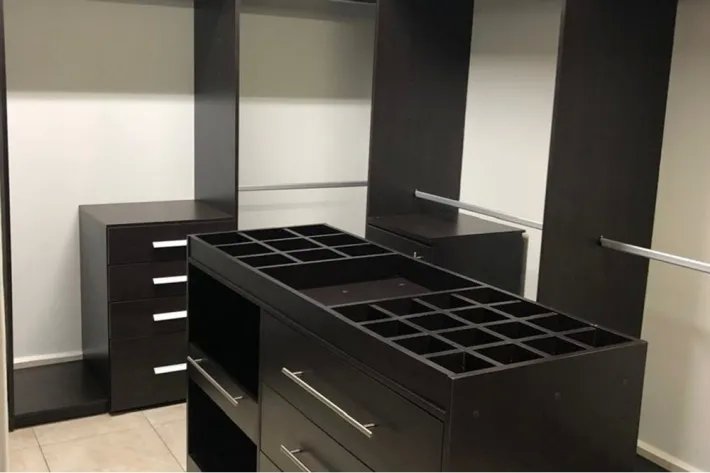 Venta de casa vacía en Paseo del Parque, Costa del Este, Panamá