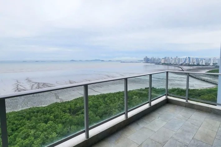 Venta de apartamento vista al mar, PH Regalia, Costa del Este, Panamá