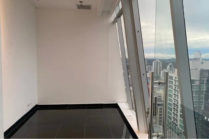 Offices for rent in Obarrio, Bella Vista