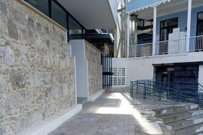 Alquiler de locales comerciales en La Plazuela de Alfaro, Casco Viejo, Panamá