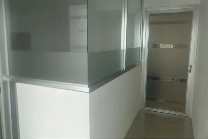Empty office for rent in Torre Global Bank, Calle 50, Panama