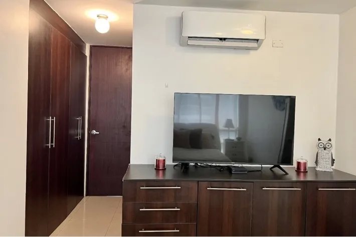 Apartamento en Venta en PH Pijao, Costa del Este. Amoblado Moderno