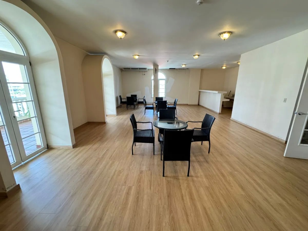 Apartment For Sale in San Francisco, PH Capri, calle 69 E