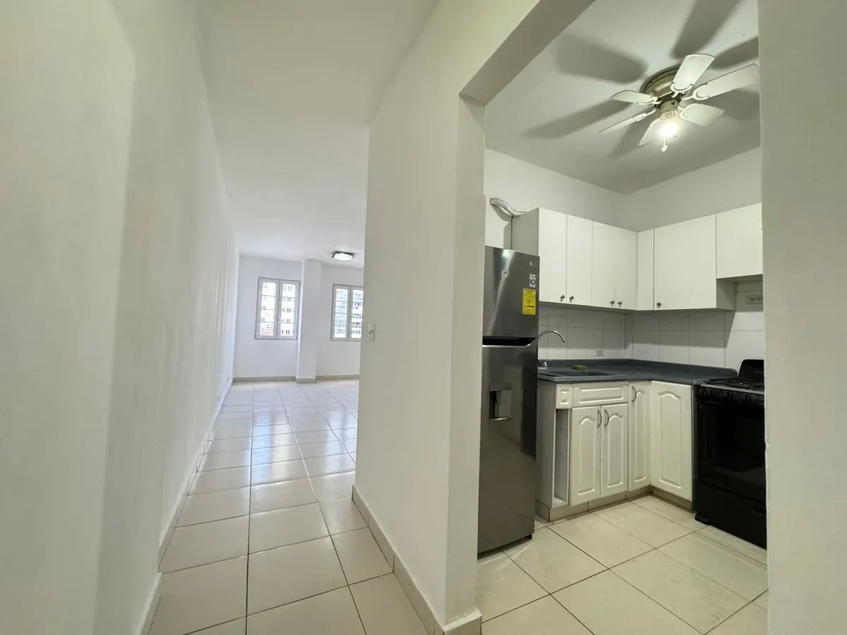Apartment For Sale in San Francisco, PH Capri, calle 69 E