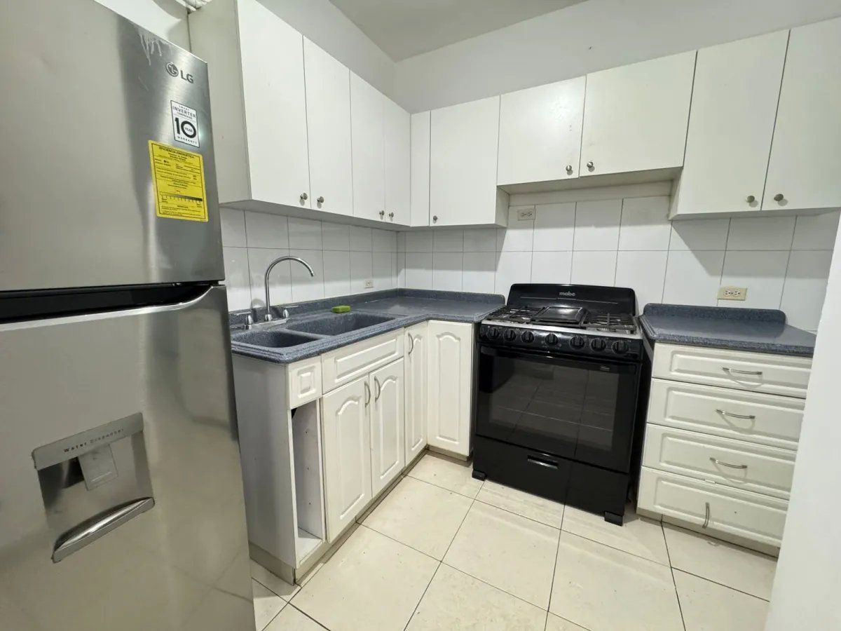 Apartment For Sale in San Francisco, PH Capri, calle 69 E