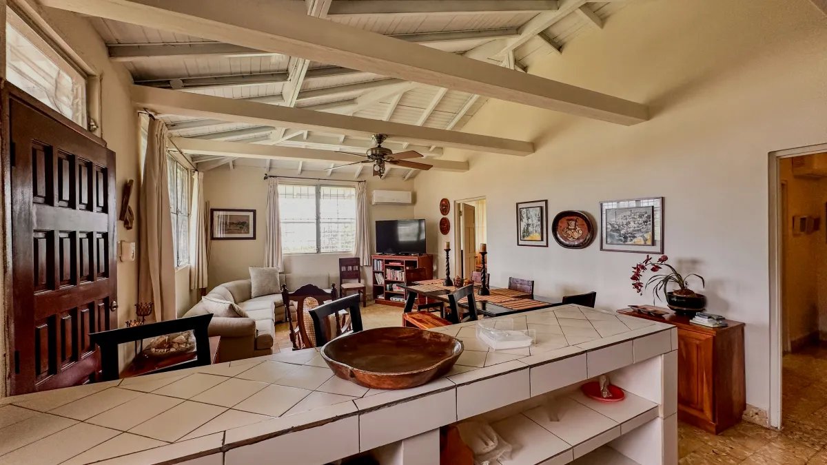 Se vende casa frente al mar en Seacliff, Coclé