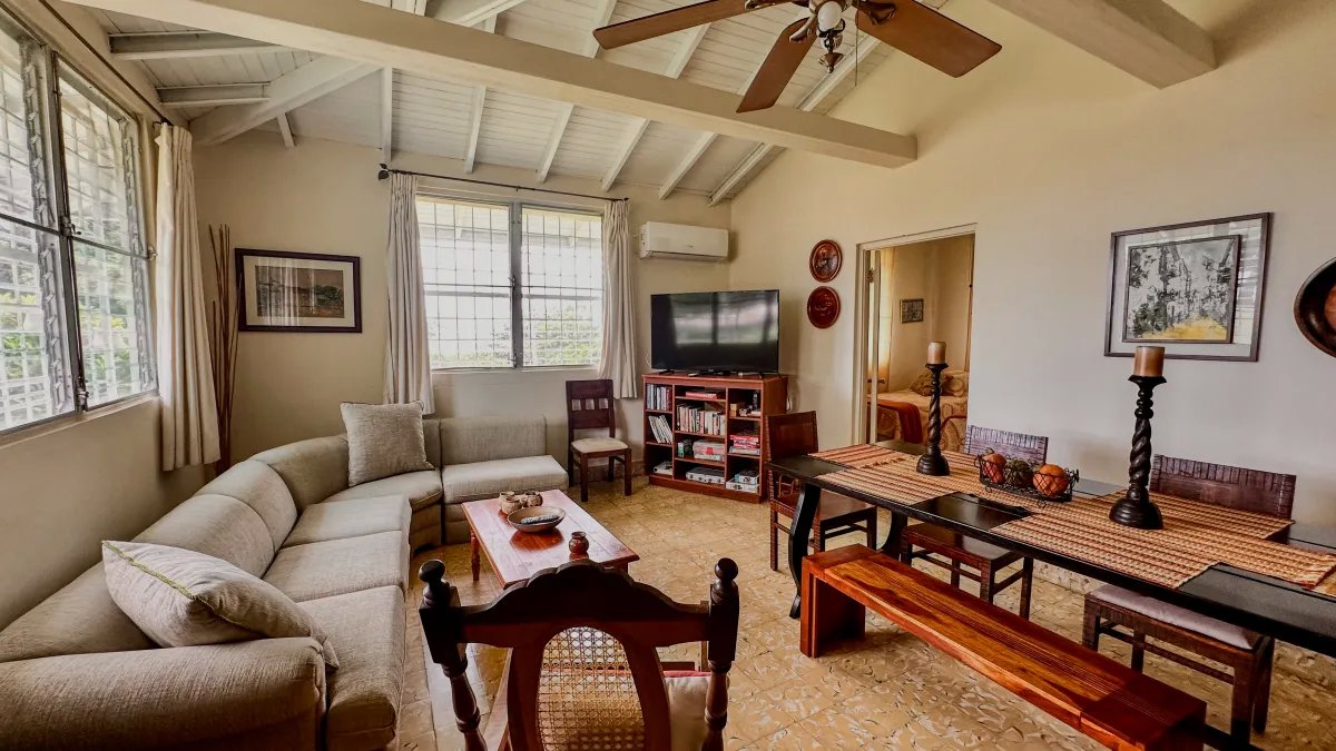 Se vende casa frente al mar en Seacliff, Coclé