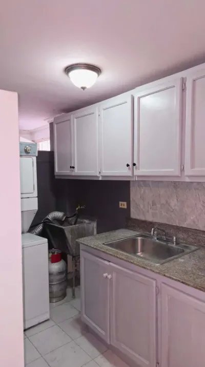 Apartment For Rent in Parque Lefevre