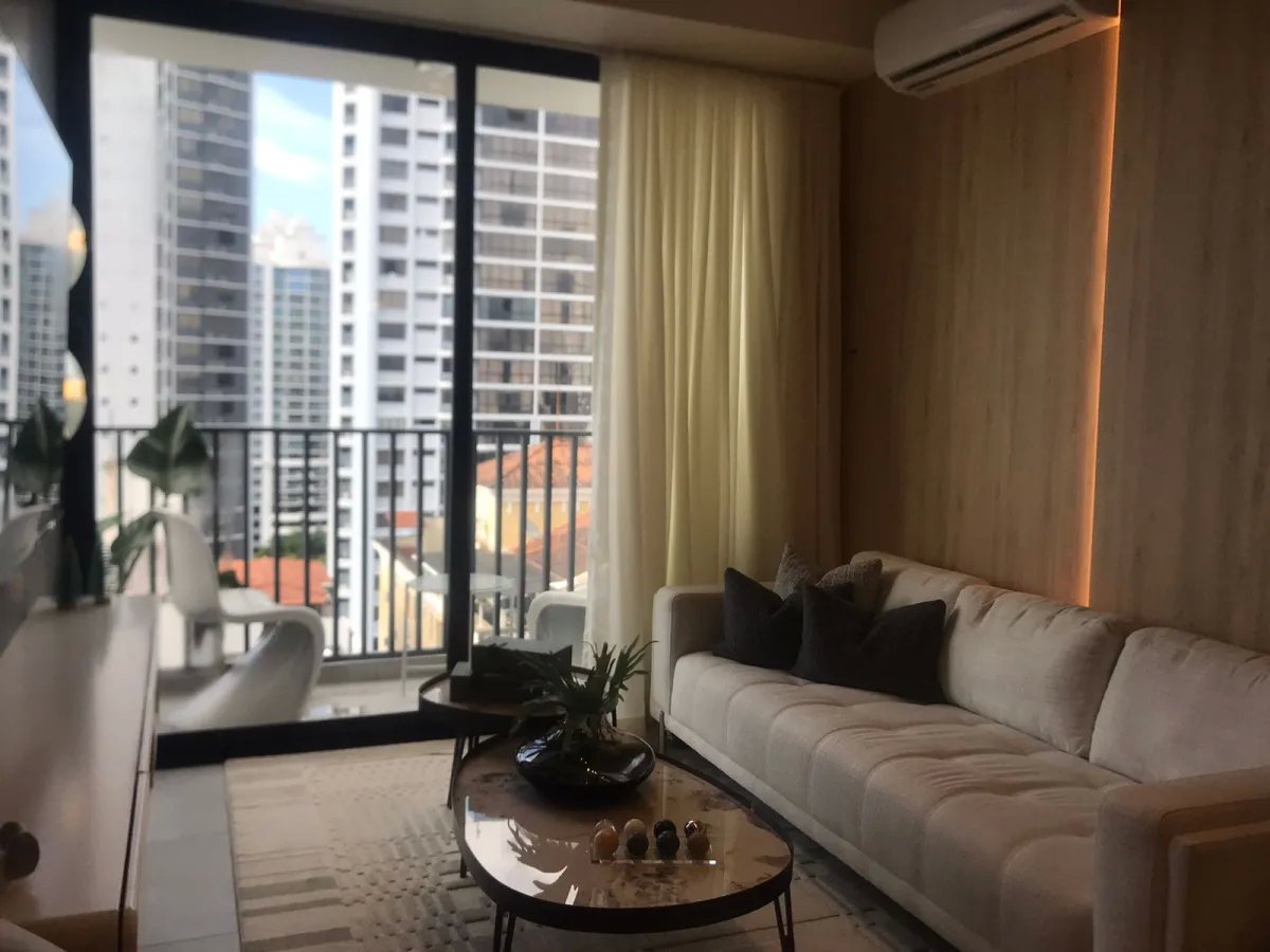 Apartment For Sale in Vía Argentina
