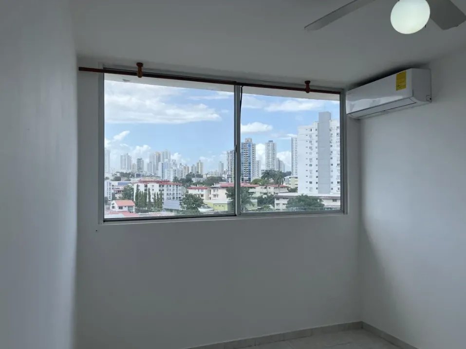 Alquiler de Apartamento en Parque Lefevre