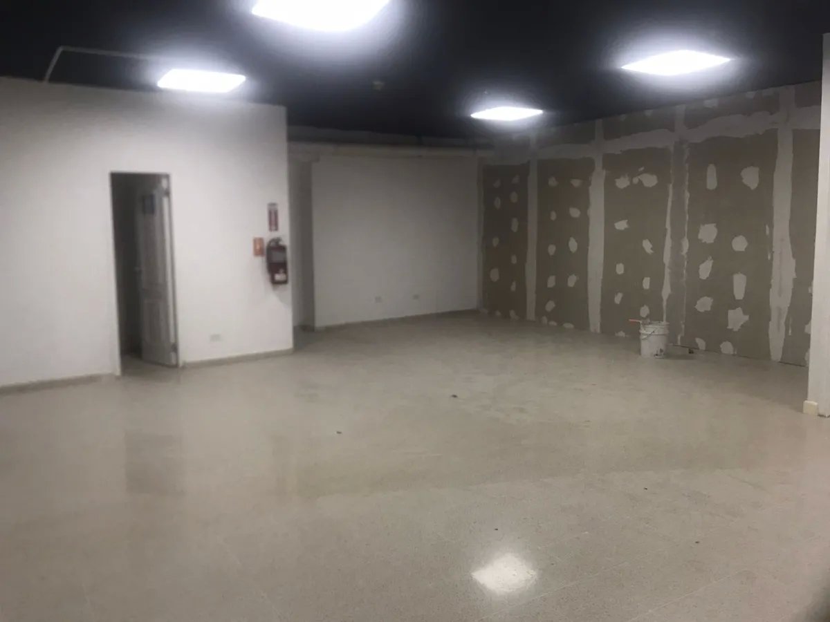 Retail For Rent in Chanis