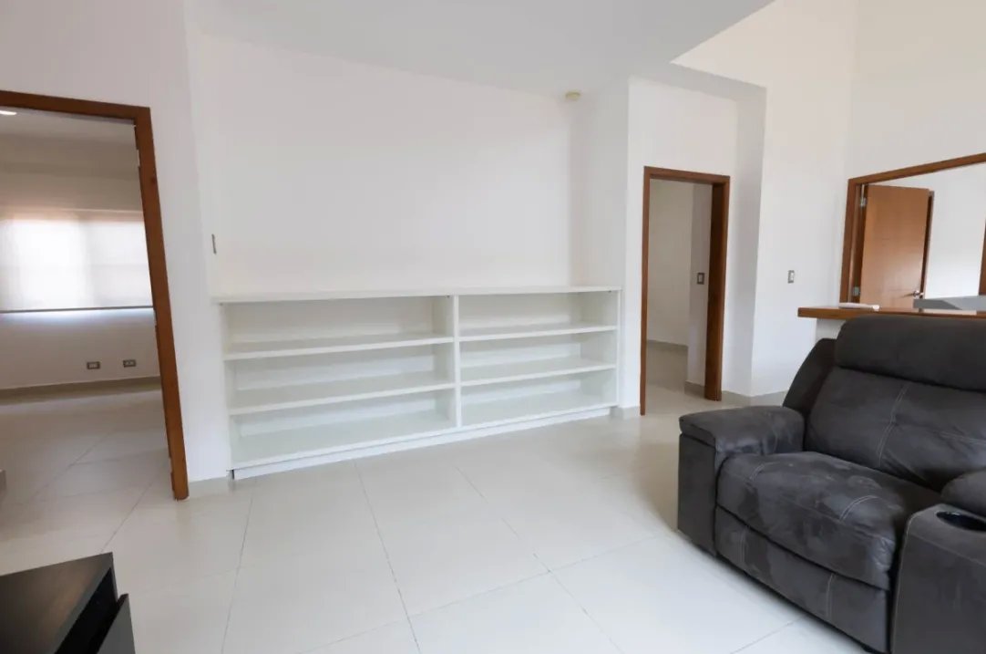 House For Sale in Costa Sur