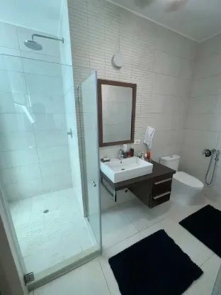 Alquiler de casa amoblado en Altos de Golf, San Francisco, Panamá