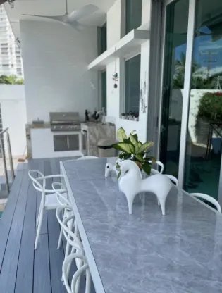 Alquiler de casa amoblado en Altos de Golf, San Francisco, Panamá
