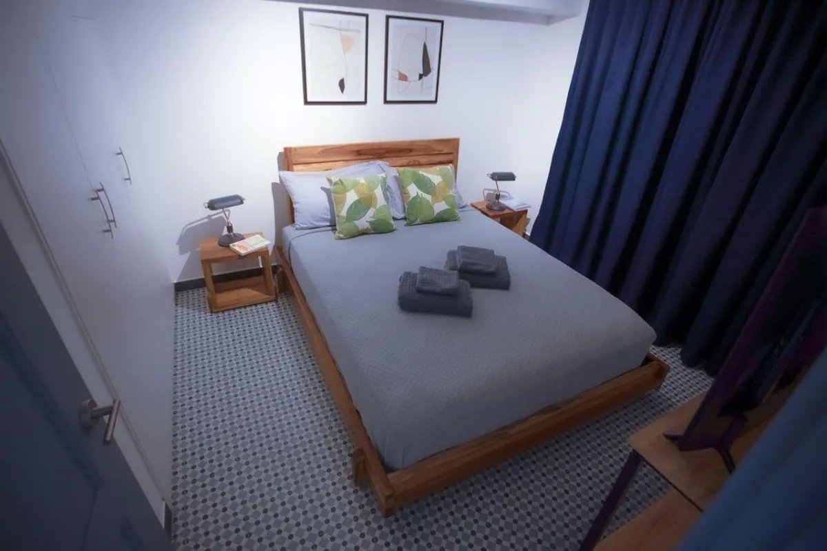 Apartment For Sale in Casco Antiguo