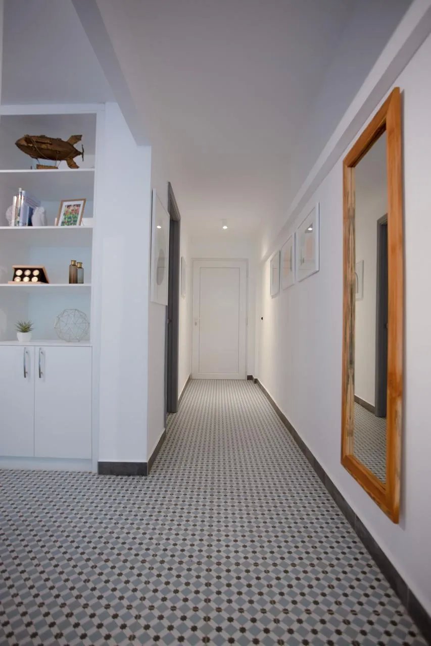 Apartment For Sale in Casco Antiguo