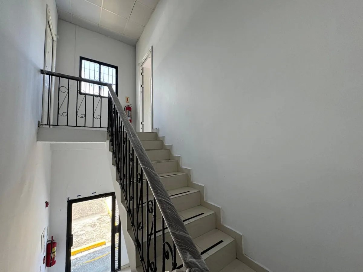 House For Sale in Parque Lefevre