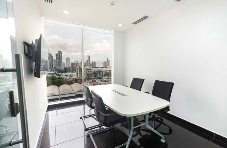 Venta de oficina amoblada en Obarrio, Panamá