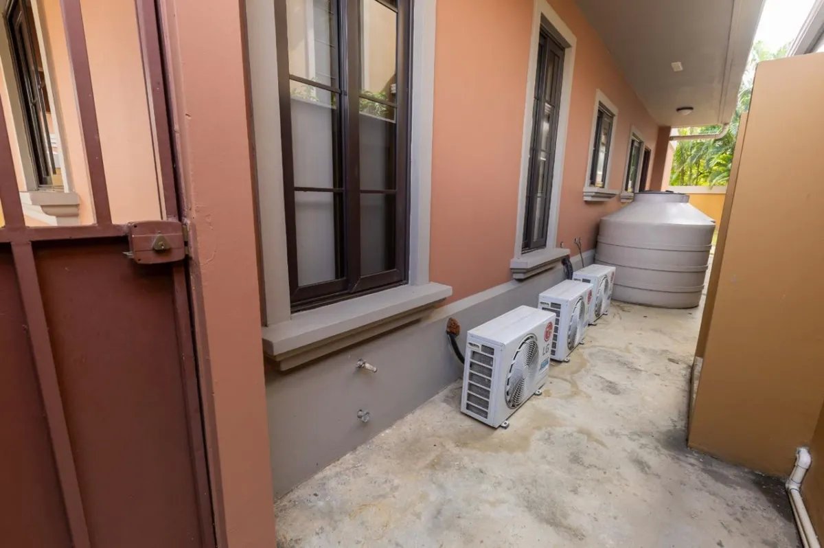 Venta de casa amoblada en Residencial el Doral, Costa Sur, Panamá