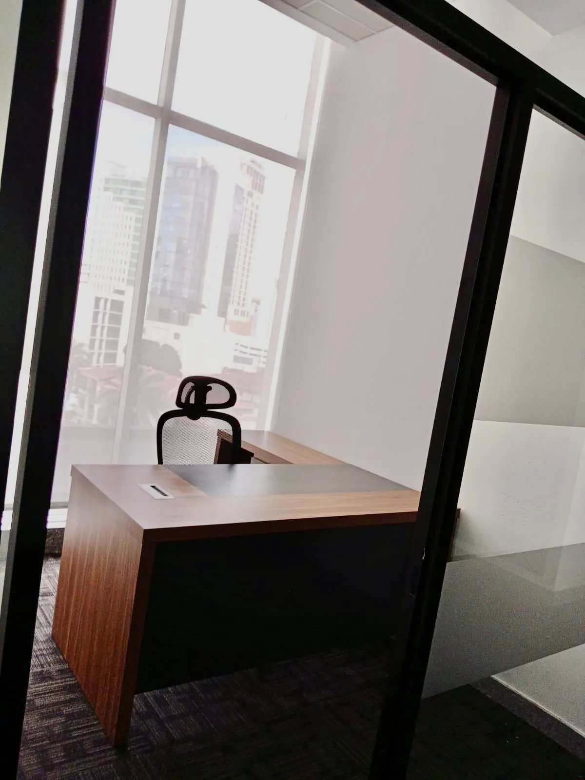 Office For Rent in Calle 51 Este