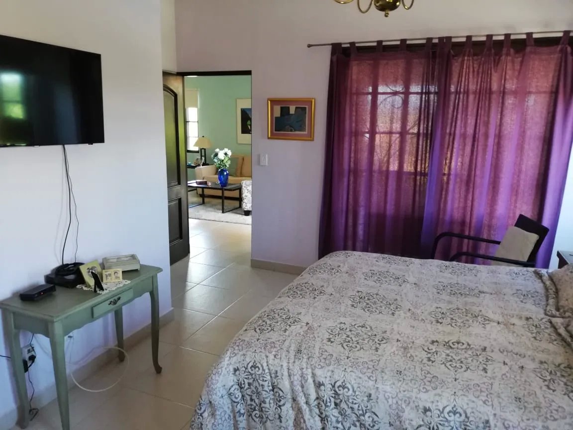 Single Family Attached For Sale in San Carlos
