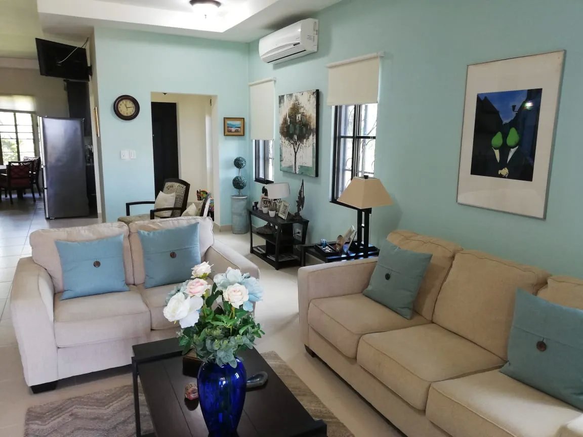 Venta de casa en Hacienda Pacifica, San Carlos
