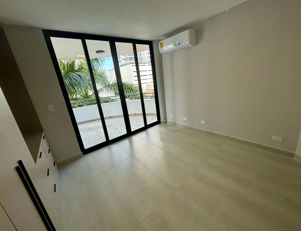 Apartment For Sale in San Francisco