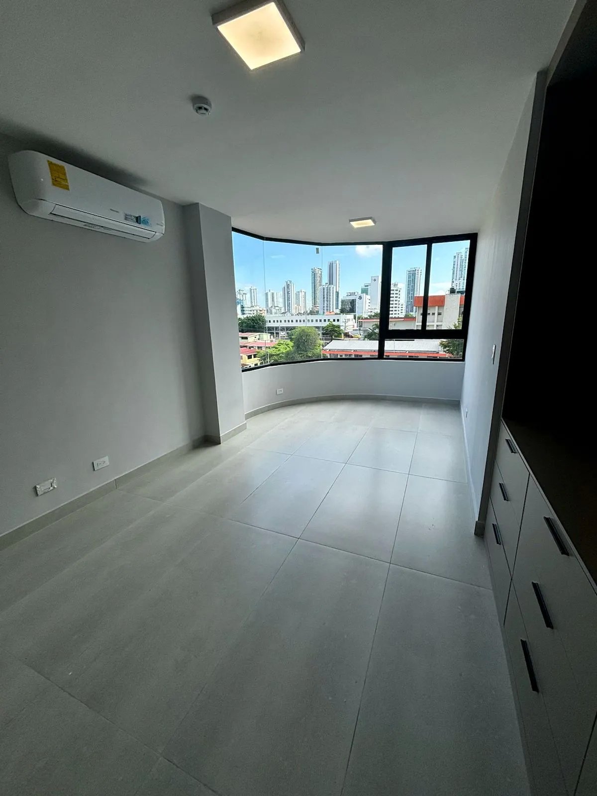 Venta de apartamento completamente remodelado en San Francisco, Panamá