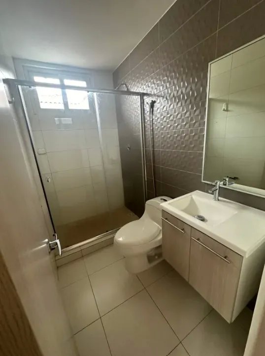 Apartment For Rent in Costa Sur