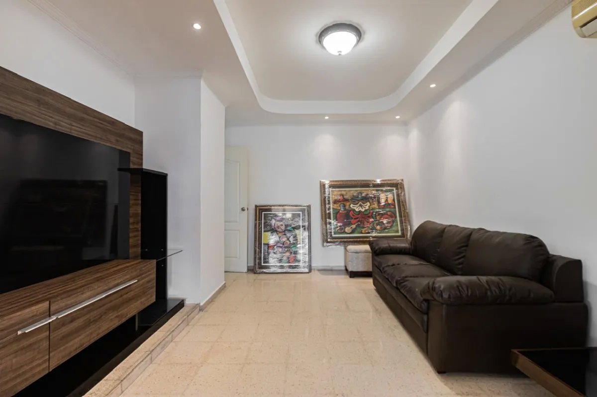Venta de residencia en Río Abajo