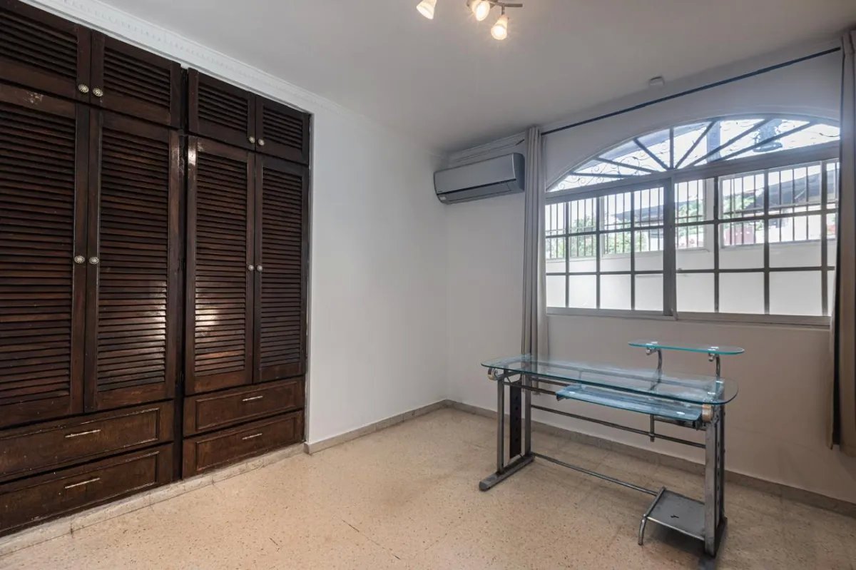Venta de residencia en Río Abajo