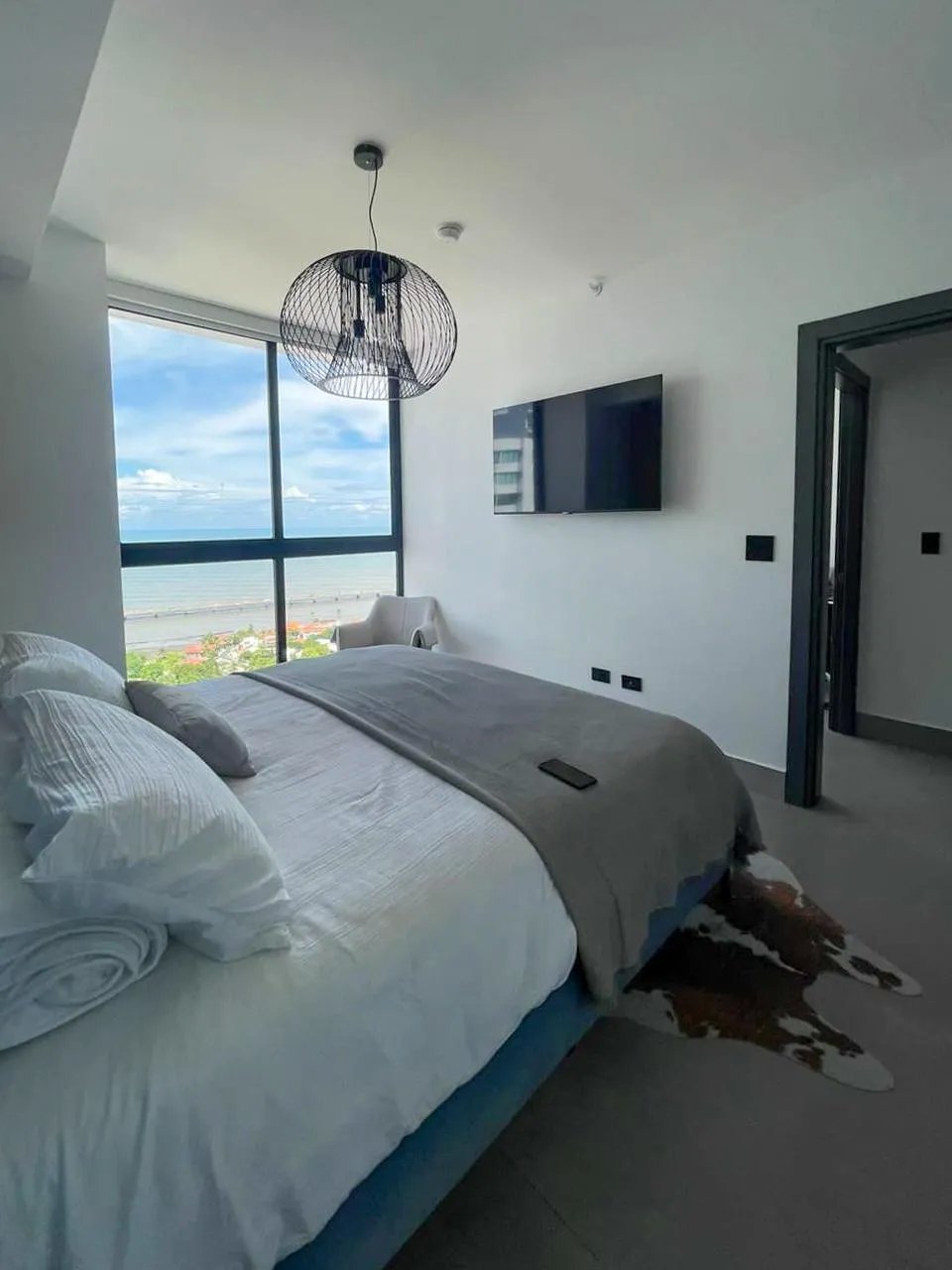 Apartment For Rent in Coco del Mar