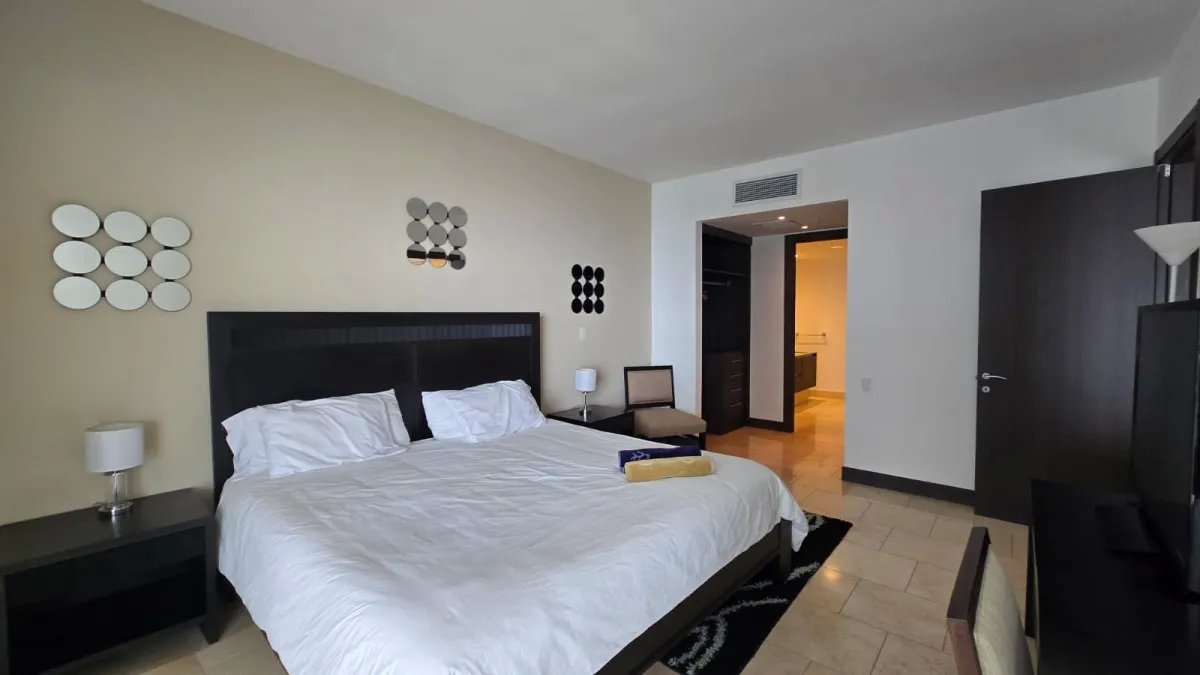 Apartment For Sale in Punta Pacífica