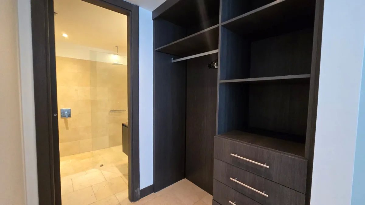 Apartment For Sale in Punta Pacífica