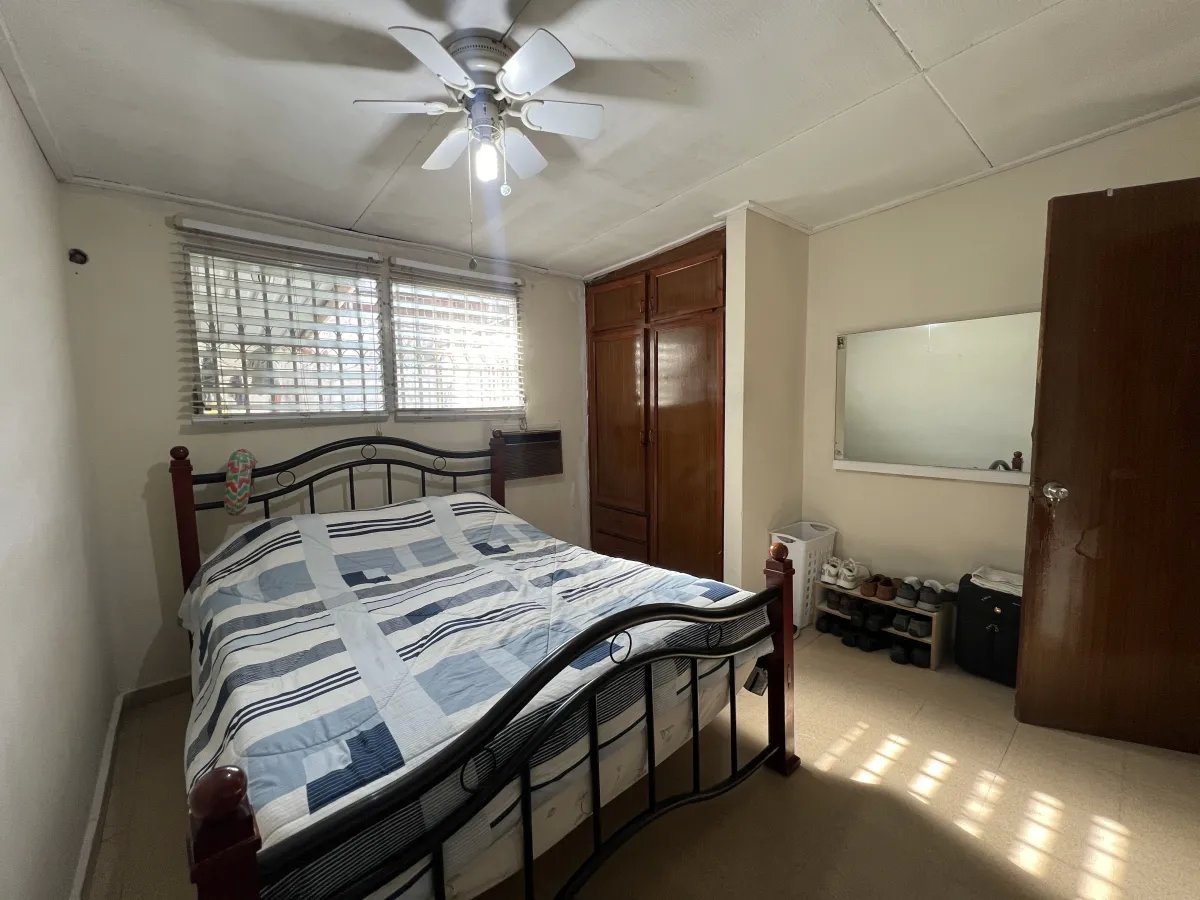 Venta de Casa en Urbanización Residencial Cerro Viento, San Miguelito
