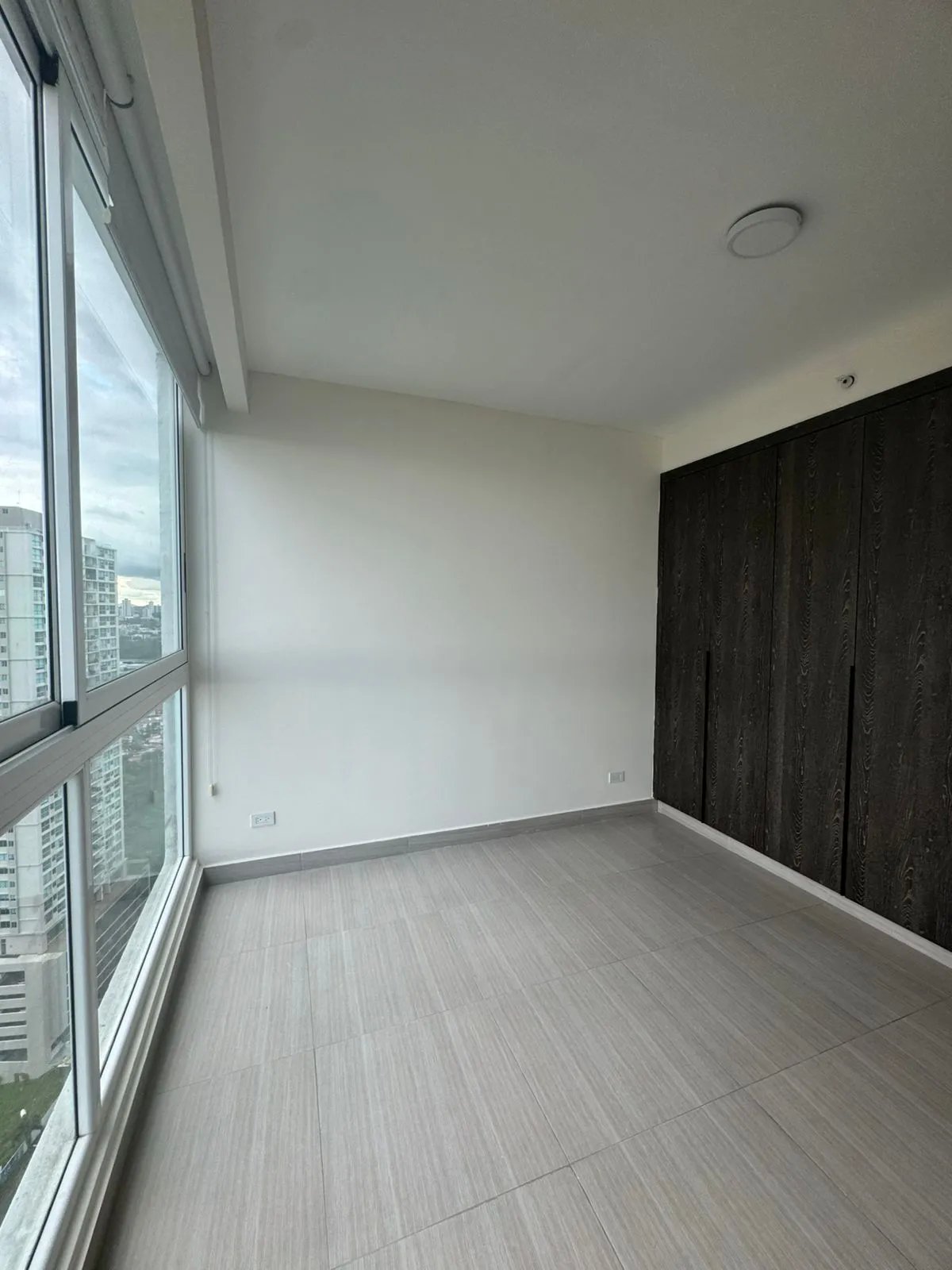 Alquiler de apartamento con linea blanca en PH Asia