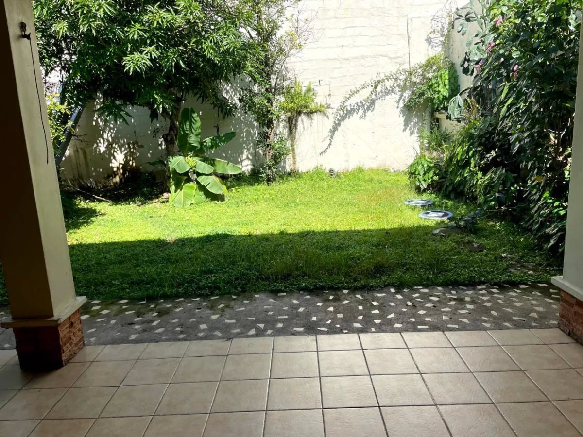 Duplex For Sale in Altos del Bosque