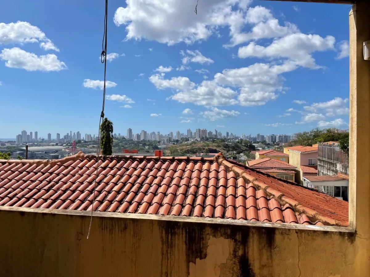 Duplex For Sale in Altos del Bosque