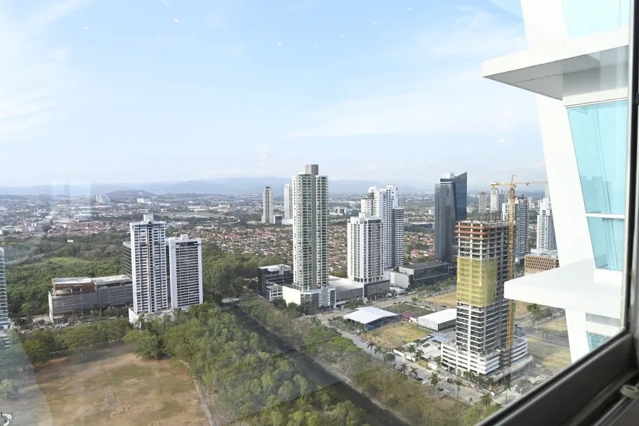 Venta de apartamento en PH Titanium, Costa del Este