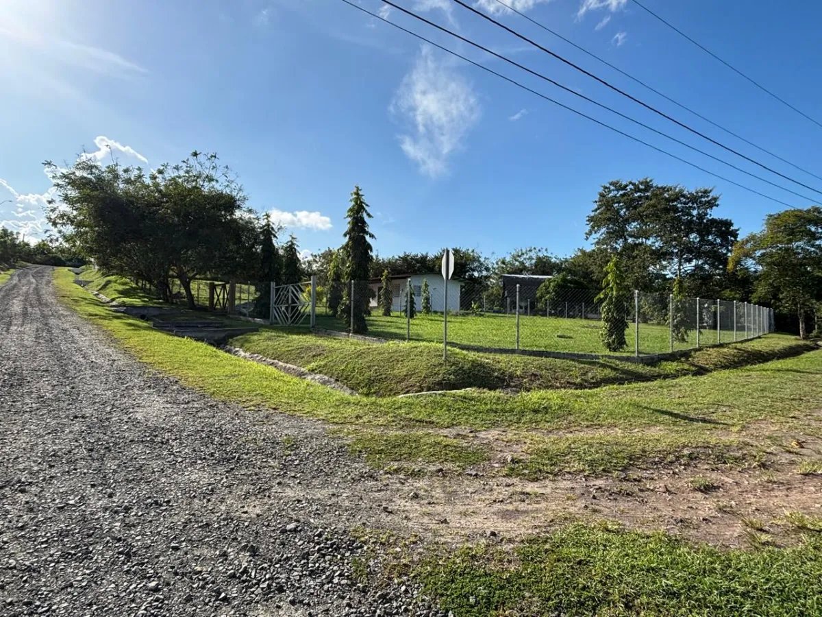 Se vende lote en Hacienda La Florenciana, Las Uvas, San Carlos