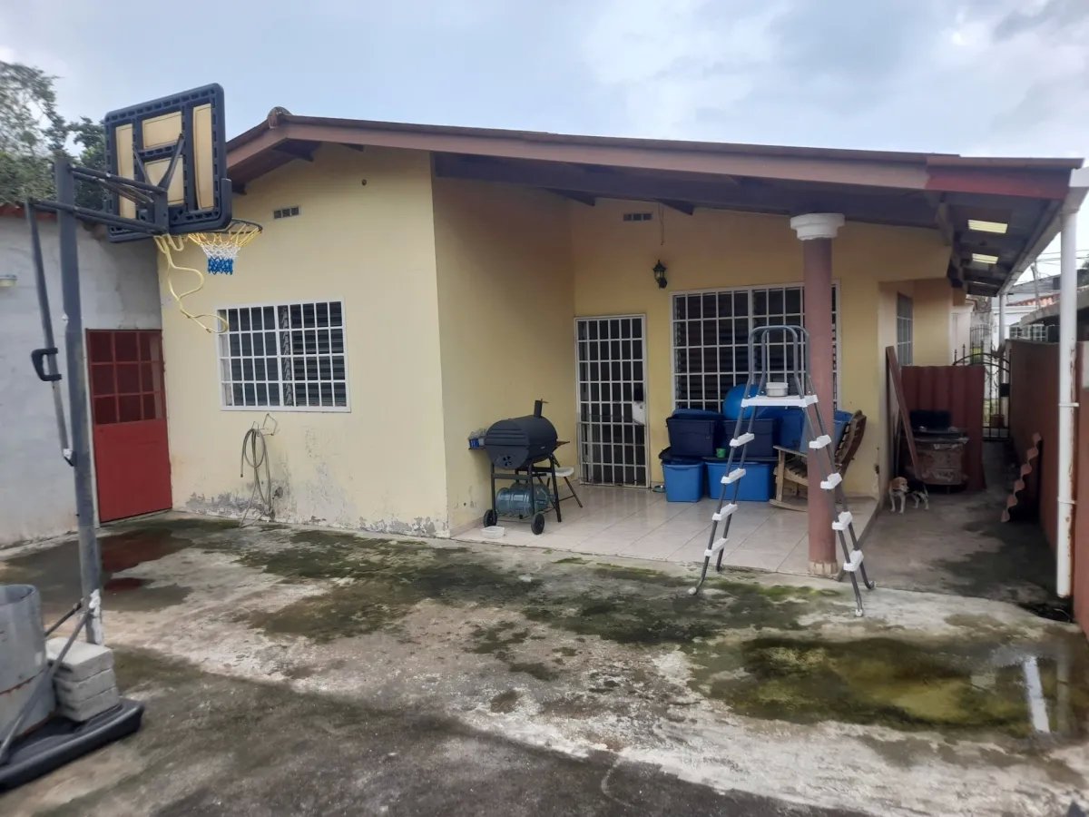 Single Family Detached For Sale in Brisas del Golf