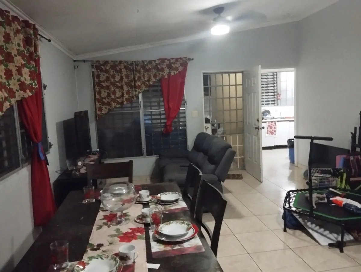 Single Family Detached For Sale in Brisas del Golf