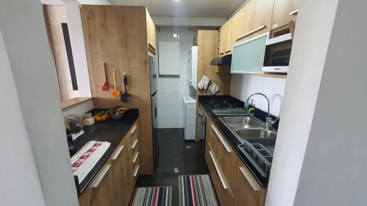 Venta de apartamento semi amoblado en PH Majestic Garden, Betania