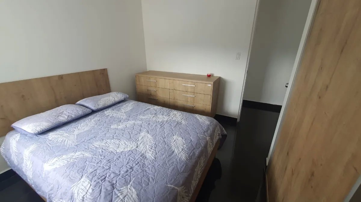 Venta de apartamento semi amoblado en PH Majestic Garden, Betania