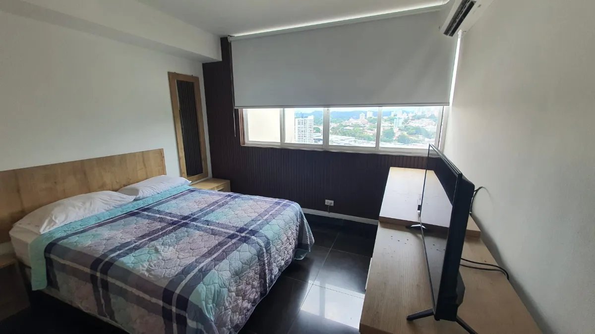 Venta de apartamento semi amoblado en PH Majestic Garden, Betania