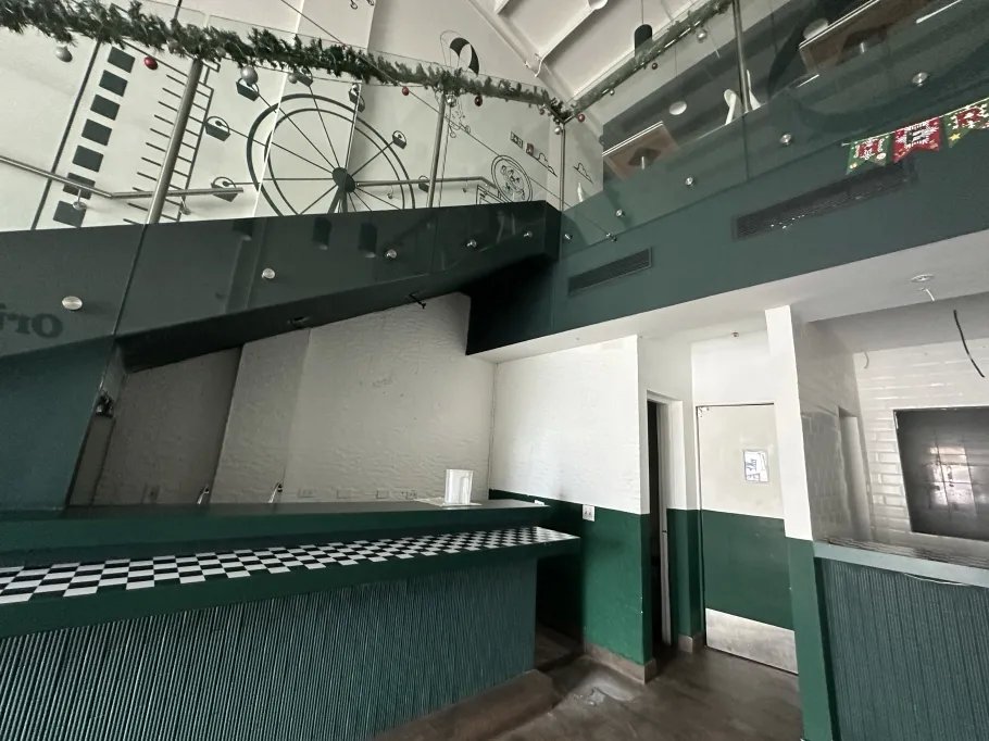Alquiler de local comercial en Plaza Ocean Drive, Costa del Este